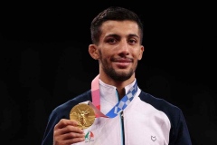 مدال طلا بر گردن محمدرضا گرایی- المپیک توکیو