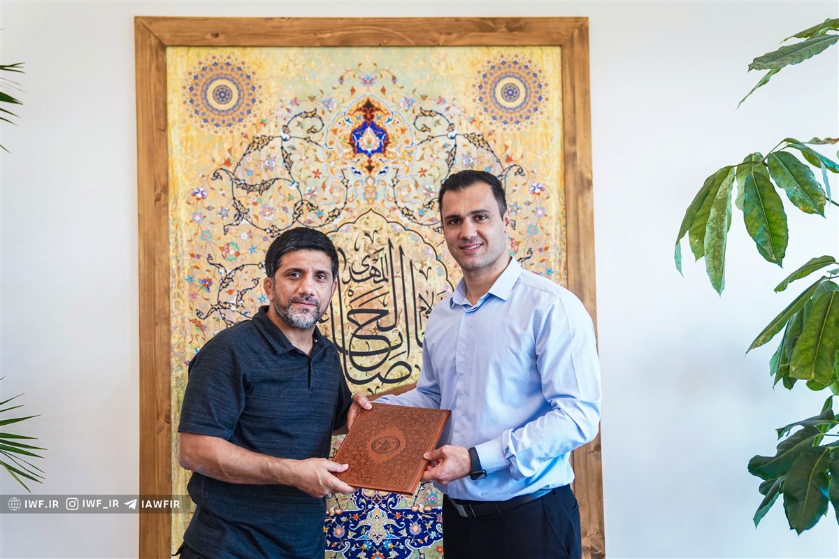 داود گیل نیرنگ-علیرضا دبیر