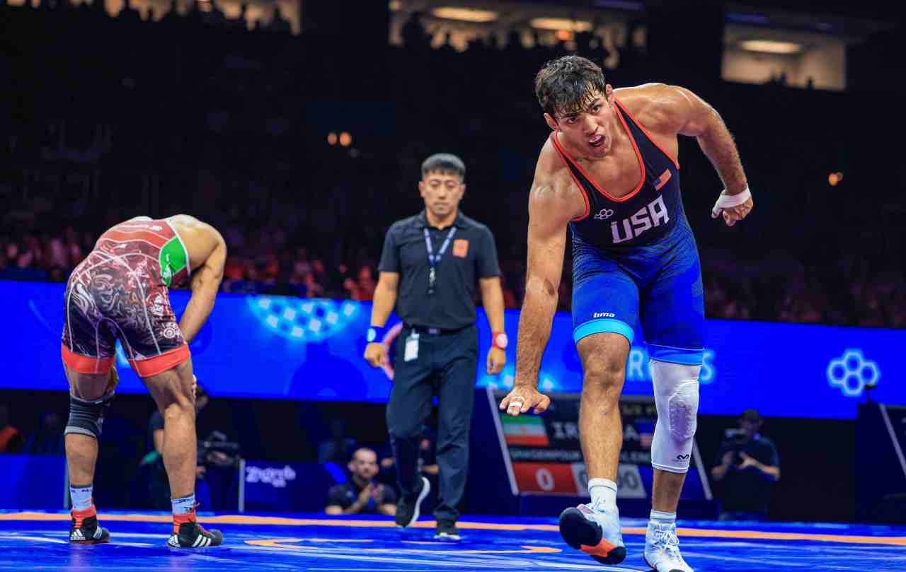 زاهد والنسیا