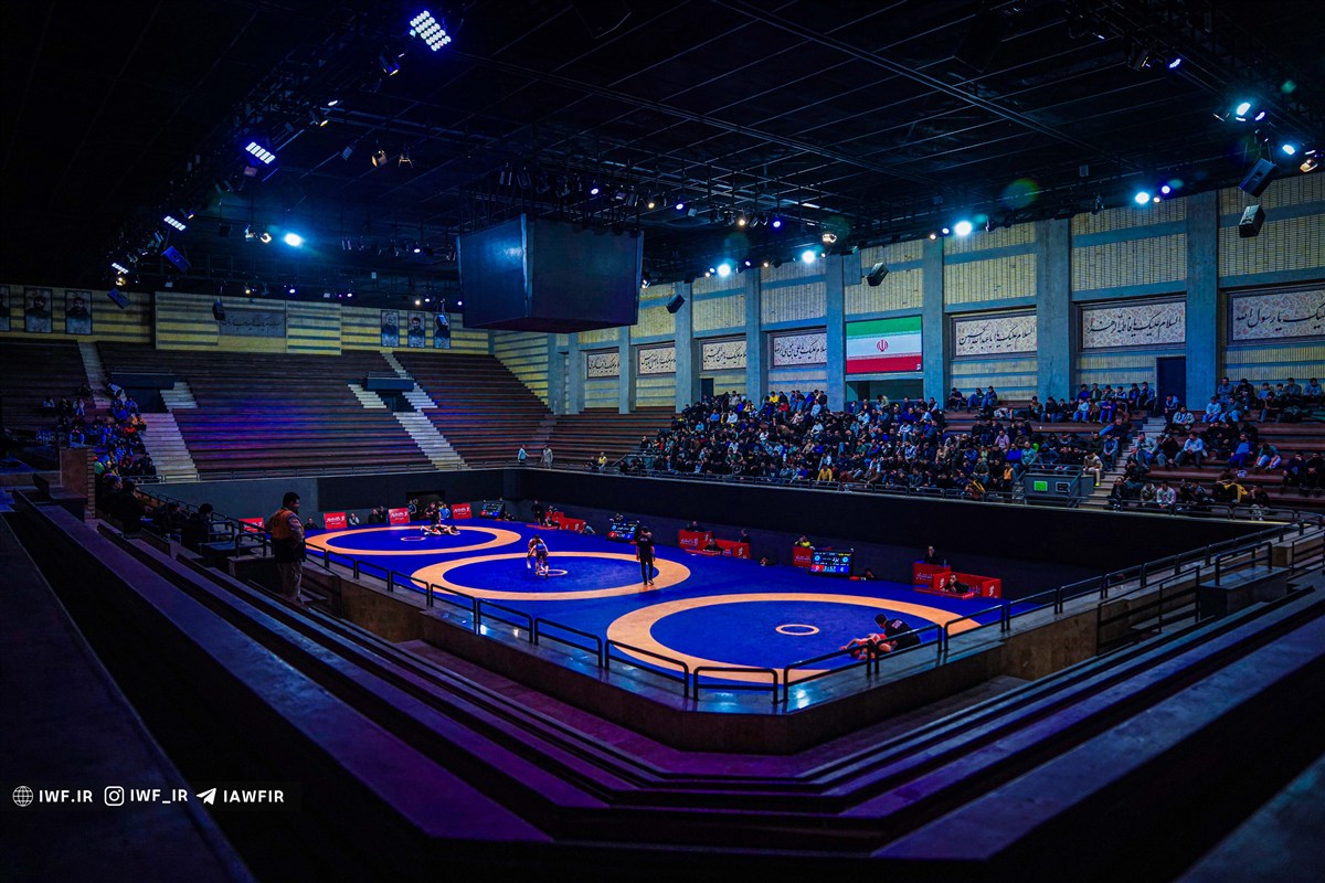 کشتی آزاد جوانان قهرمانی کشور